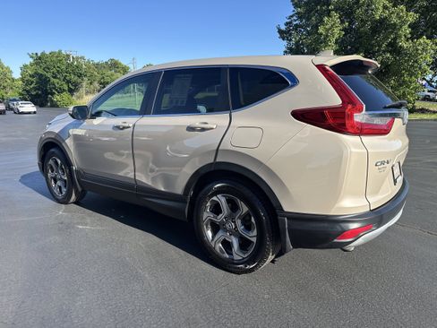 Used 2017 Honda CR-V EX-L image 3