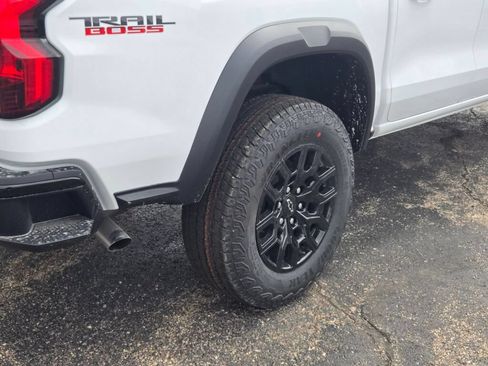 New 2026 Chevrolet Colorado Trail Boss AWD/4WD image 9