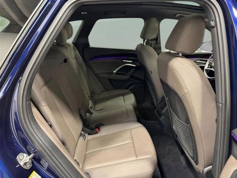 Certified 2025 Audi Q5 Premium w/ Convenience Package AWD/4WD image 26