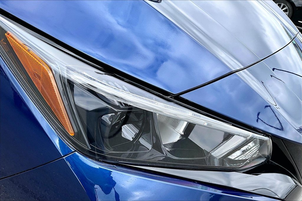 Used 2025 Nissan Leaf S FWD image 32