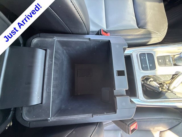 Used 2022 Ford Explorer XLT w/ Equipment Group 202A RWD image 25