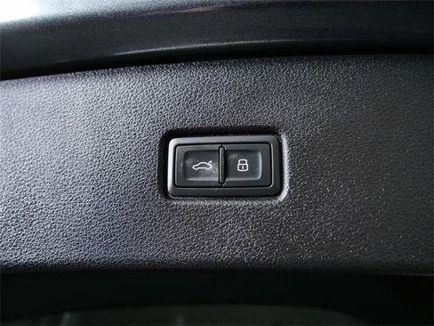 Used 2024 Audi SQ5 Premium Plus w/ S Sport Package image 11