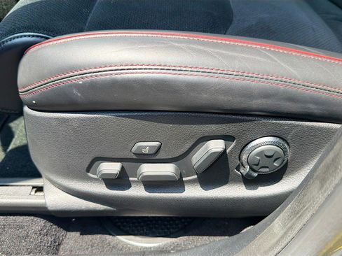 Used 2022 Genesis GV70 3.5T Sport w/ Sport Prestige Package AWD/4WD image 12