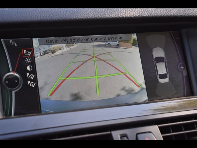 Used 2012 BMW 528i Sedan RWD image 11