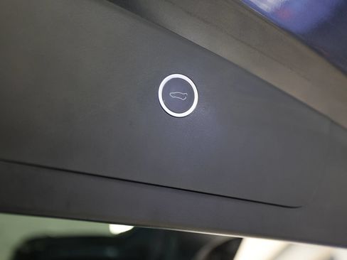 Used 2016 Tesla Model X 90D AWD/4WD image 52