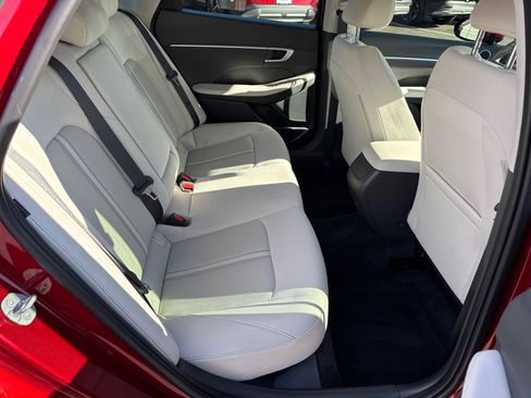 Certified 2025 Hyundai Sonata SEL image 15