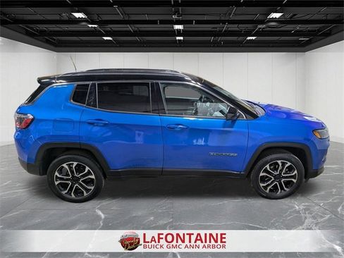 Used 2022 Jeep Compass Limited image 6
