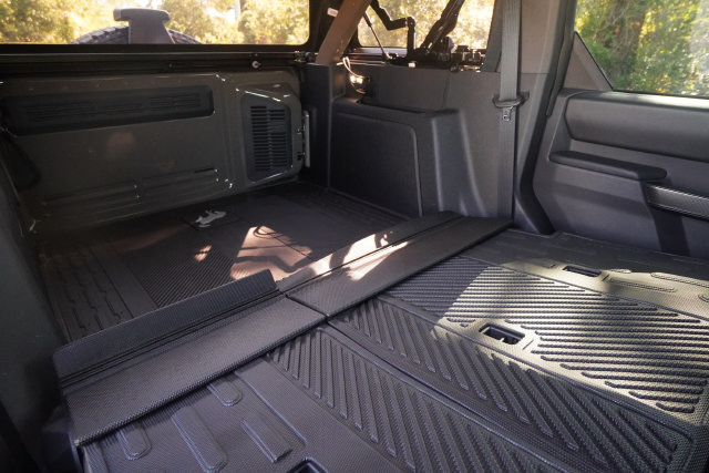 Used 2025 Ford Bronco Outer Banks w/ Sasquatch Package AWD/4WD image 25