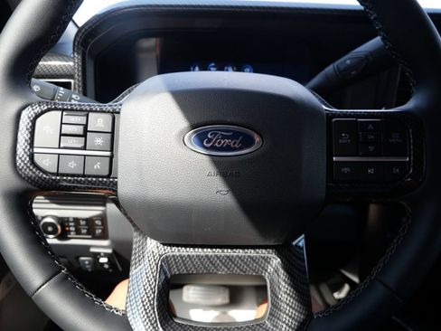 New 2026 Ford F250 Lariat w/ Black Appearance Package AWD/4WD image 26
