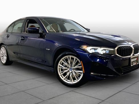 Used 2023 BMW 330e xDrive w/ Premium Package AWD/4WD image 2