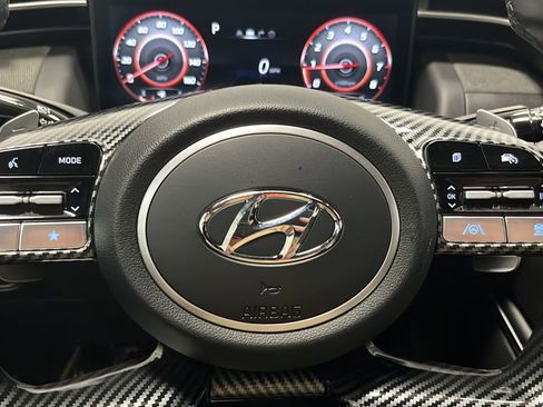 Used 2023 Hyundai Santa Cruz Limited image 16