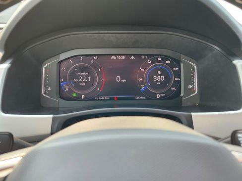 Certified 2023 Volkswagen Atlas SE w/ Panoramic Sunroof Package image 11