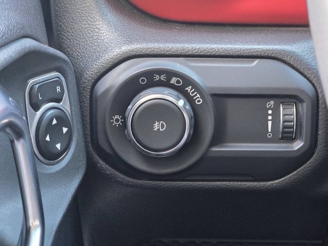 Certified 2023 Jeep Wrangler Unlimited Rubicon AWD/4WD image 24