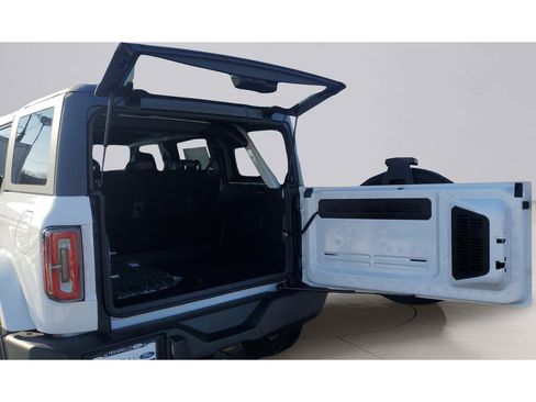 New 2025 Ford Bronco Outer Banks image 35