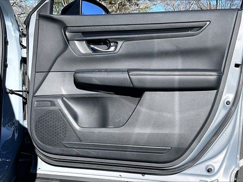 Used 2025 Honda CR-V Sport image 22