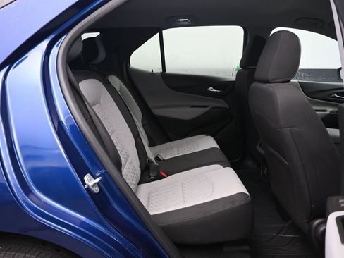 Used 2023 Chevrolet Equinox LS w/ LS Convenience Package image 17