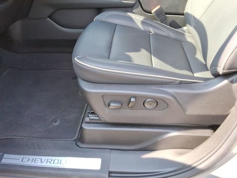 Certified 2025 Chevrolet Tahoe Premier AWD/4WD image 25
