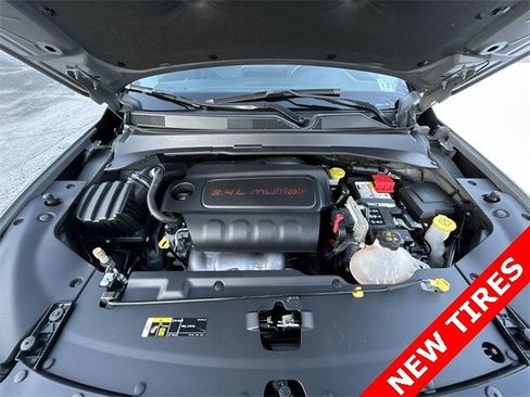 Certified 2022 Jeep Compass Limited image 14