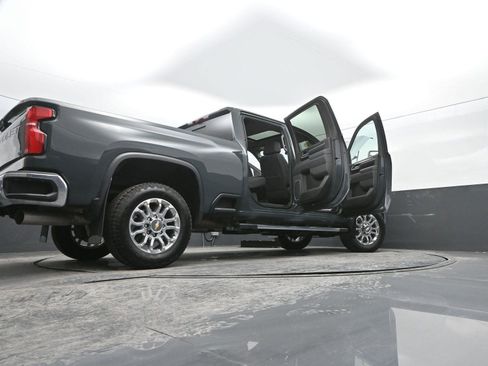 Used 2025 Chevrolet Silverado 2500 LTZ w/ LTZ Premium Package image 58
