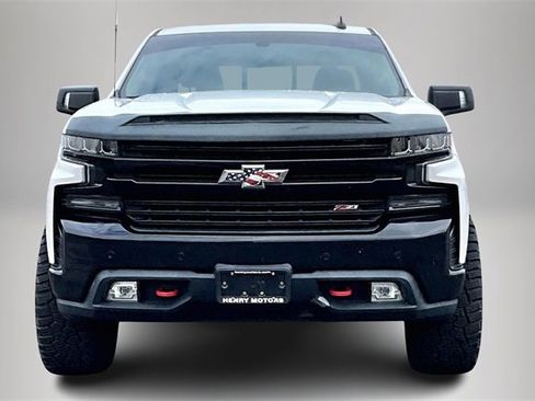 Used 2019 Chevrolet Silverado 1500 LT Trail Boss image 3