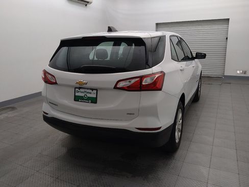 Used 2019 Chevrolet Equinox LS AWD/4WD image 7