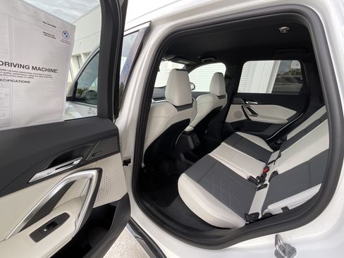 New 2026 BMW X1 xDrive28i AWD/4WD image 23