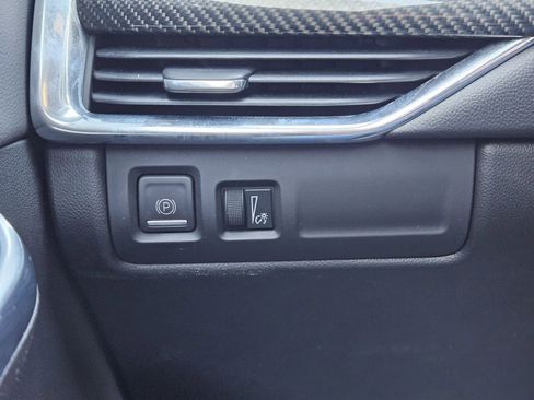 Used 2023 Cadillac XT4 Sport w/ LPO, Onyx Lite Package image 23