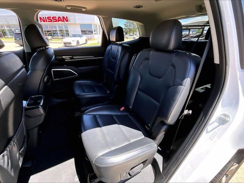 Used 2020 Kia Telluride S AWD/4WD image 18