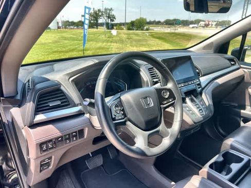 Used 2020 Honda Odyssey Touring image 15