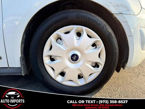 Used 2014 Ford Transit Connect XLT image 34