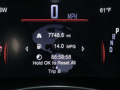 Used 2020 Dodge Durango SXT w/ 3rd Row Seating Group image 28