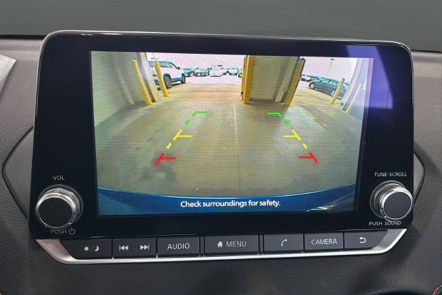 Used 2022 Nissan Sentra SR w/ Electronics Package FWD image 13