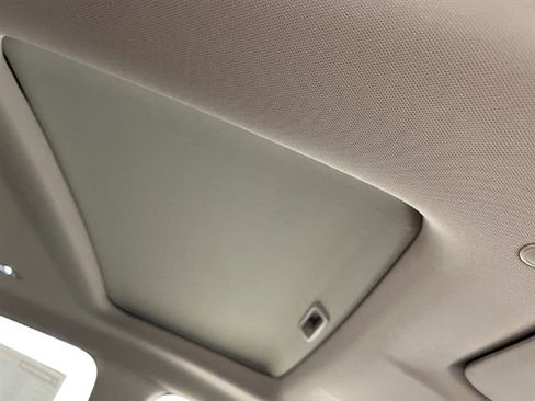 New 2025 Honda HR-V EX-L image 29