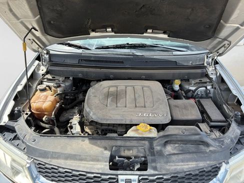 Used 2013 Dodge Journey SXT w/ Flexible Seating Group FWD image 29