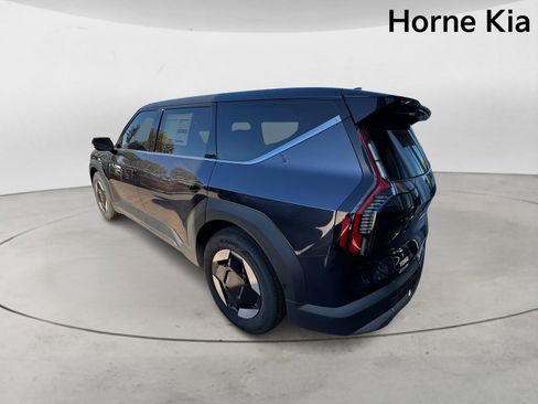 New 2026 Kia EV9 Light image 5