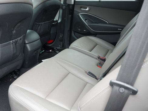 Used 2017 Hyundai Santa Fe FWD w/ Cargo Package image 10