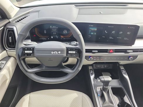 New 2026 Kia Sorento S image 18