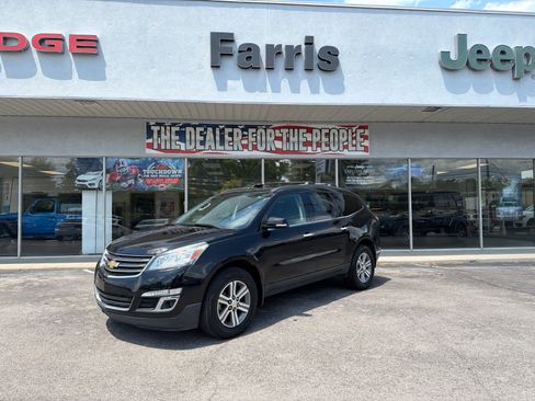 Used 2017 Chevrolet Traverse LT FWD image 1
