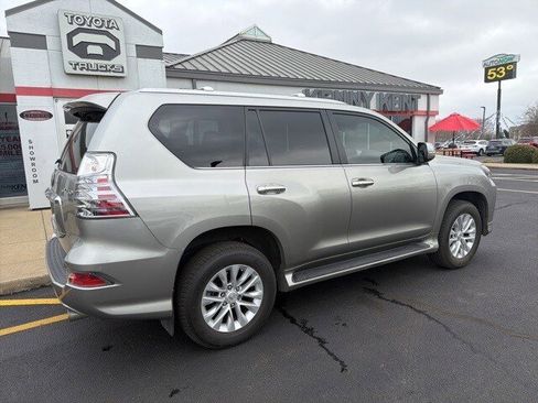 Used 2023 Lexus GX 460 Premium w/ Premium Plus Package image 16