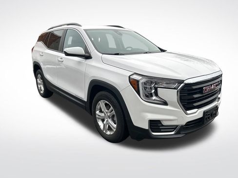 Used 2022 GMC Terrain SLE w/ Driver Convenience Package image 9