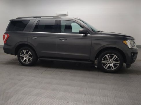Used 2018 Ford Expedition XLT RWD image 11