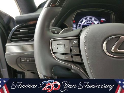 Used 2020 Lexus LS 500 w/ Interior Upgrade Package RWD image 25