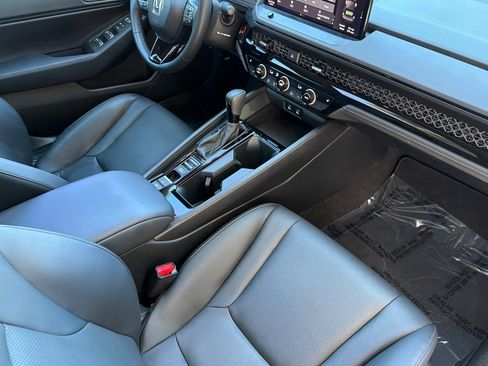 Used 2024 Honda Accord EX-L image 19