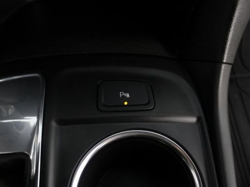 Used 2024 Chevrolet Equinox LT w/ LPO, Floor Liner Package image 7