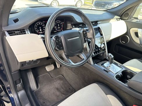 Used 2020 Land Rover Discovery Sport SE R-Dynamic image 23