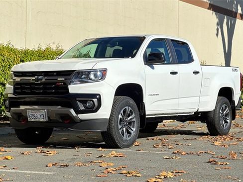 Used 2021 Chevrolet Colorado Z71 w/ Safety Package image 8