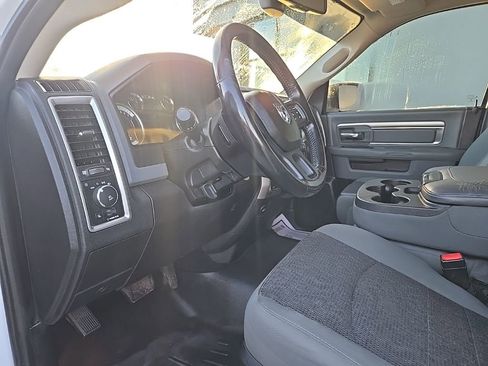 Used 2019 RAM 1500 Big Horn image 37