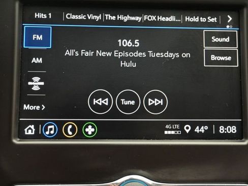 Used 2022 Chevrolet Equinox LT image 18