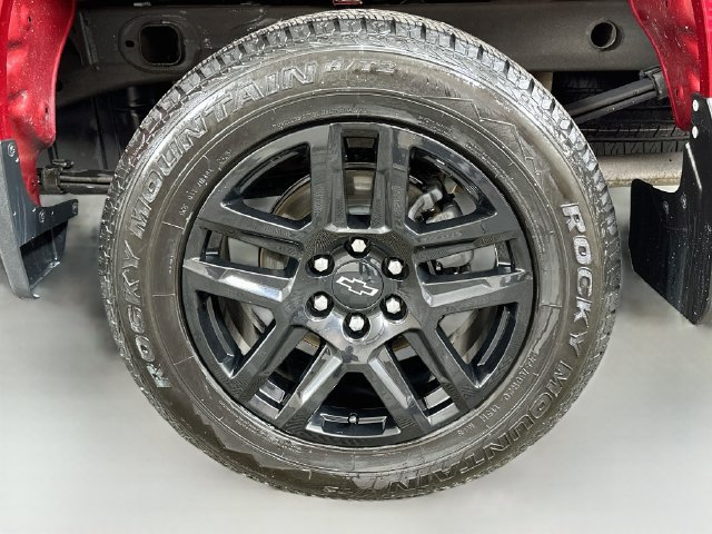 Used 2021 Chevrolet Silverado 1500 LT Trail Boss w/ Convenience Package II AWD/4WD image 30