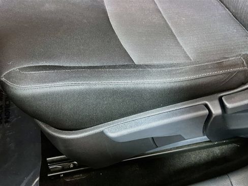 Used 2024 Nissan Sentra SV FWD image 17
